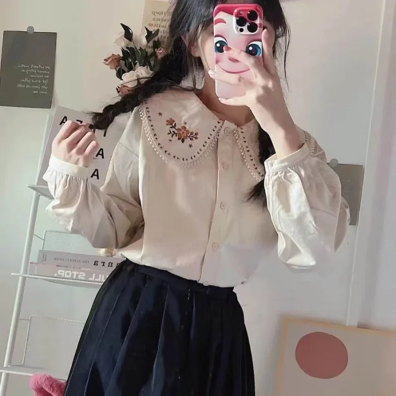 Embroidery Design Love - Camisas Femininas Estilo Japonês com Design