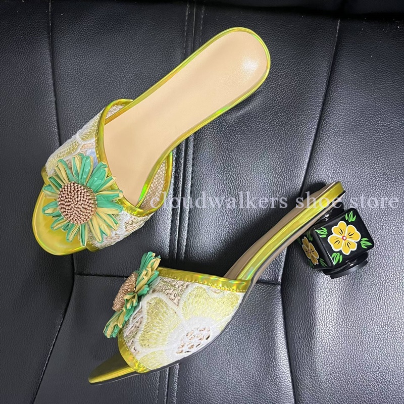 Chinelo de Verão com Bordado I - Embroidery Design avaliação e preço