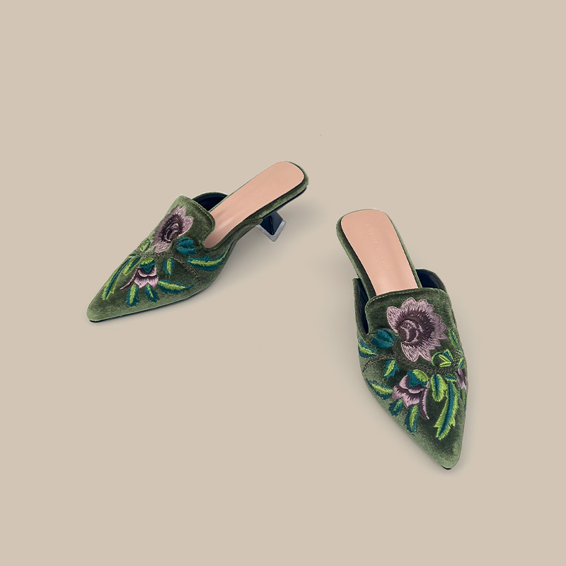 Sapatos Femininos de Veludo Bo - Embroidery Design avaliação e preço