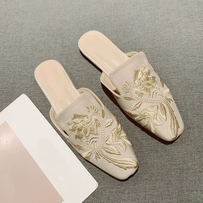 Novos Sapatos Femininos 2026:  - Embroidery Design avaliação e preço