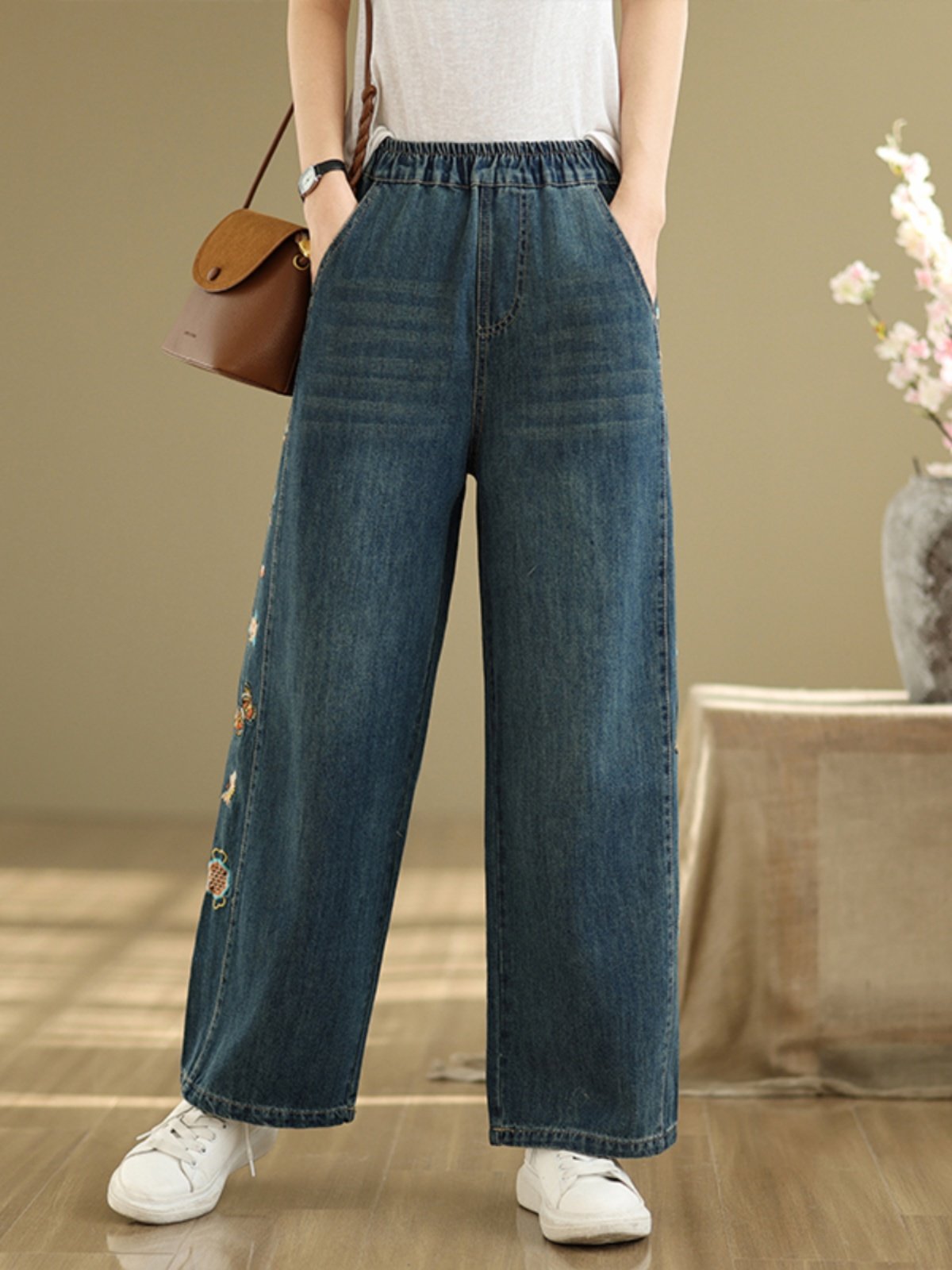 Calças Jeans Femininas com Bor - Embroidery Unique Design avaliação e preço