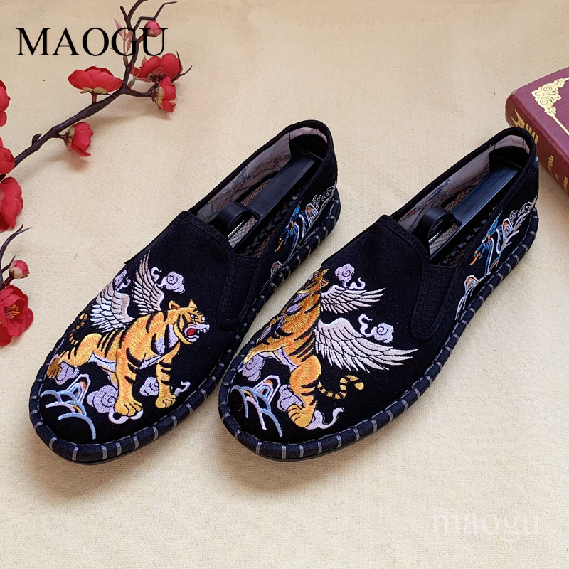 Sapatos Slip-On Unissex Estilo - Embroidery Fabric avaliação e preço