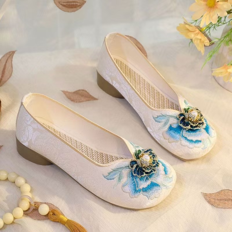 Sapatos femininos de tecido bo - Embroidery Fabric avaliação e preço